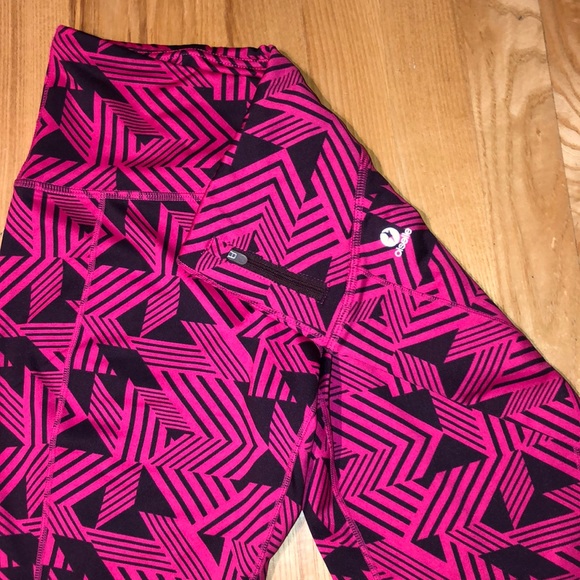 Oiselle Capris | Off the Grid Running Capris L - Picture 3 of 4